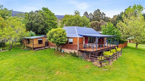 accommodation business for sale tasmania